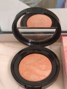 Marbleized Blush
